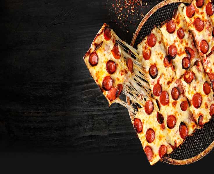 Green Lantern Pizza or Del Taco? Here's What Each Does Best