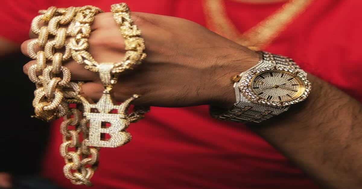 HipHopBling: An Honest Long Look at Hip Hop Jewelry Culture