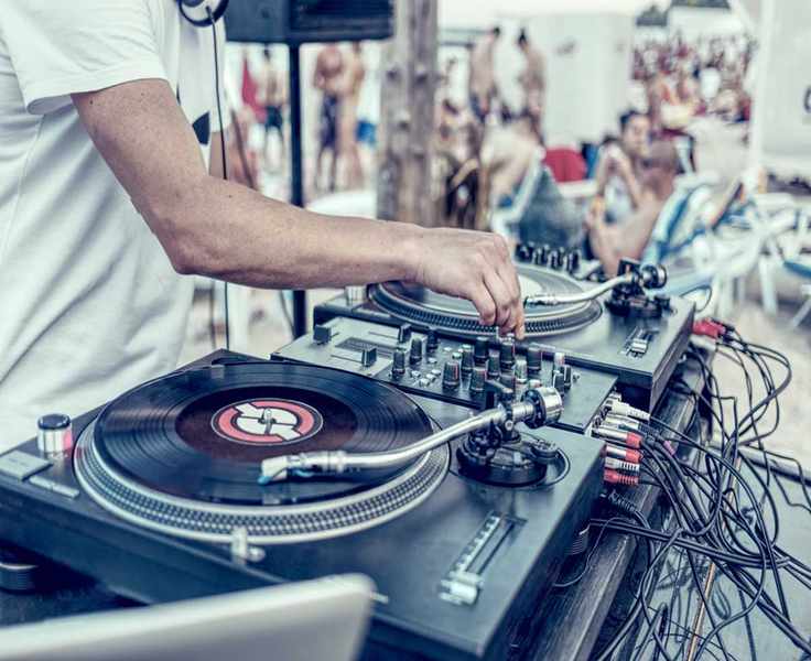 The Honest Comparison: Hollywood DJ and What Else Is Out There