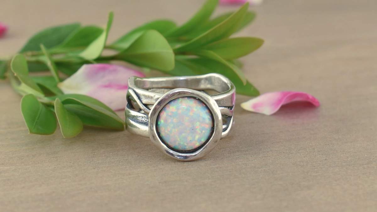 The Honest Take on Inspiranza Designs (From Someone Who Shops It)