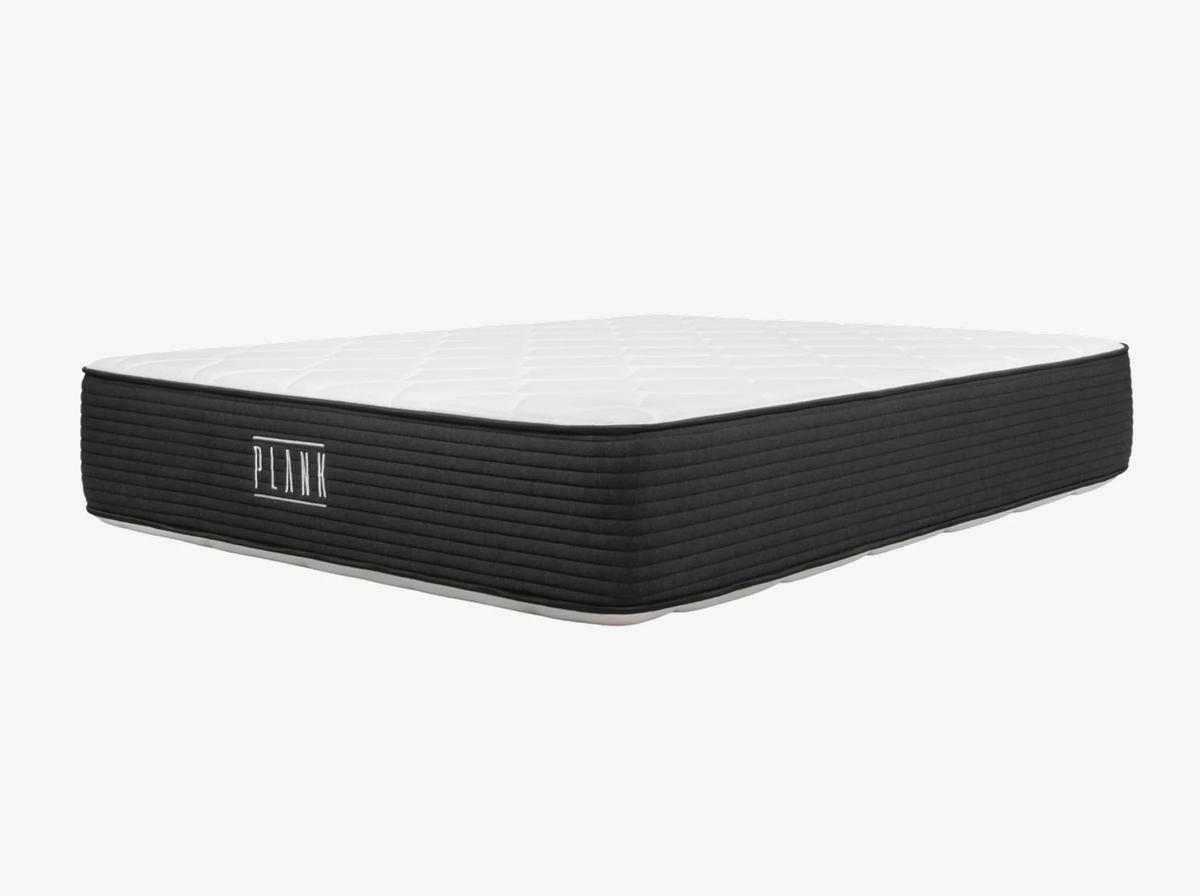 Plank Mattress vs Competitors: Which Firm Fit Wins?