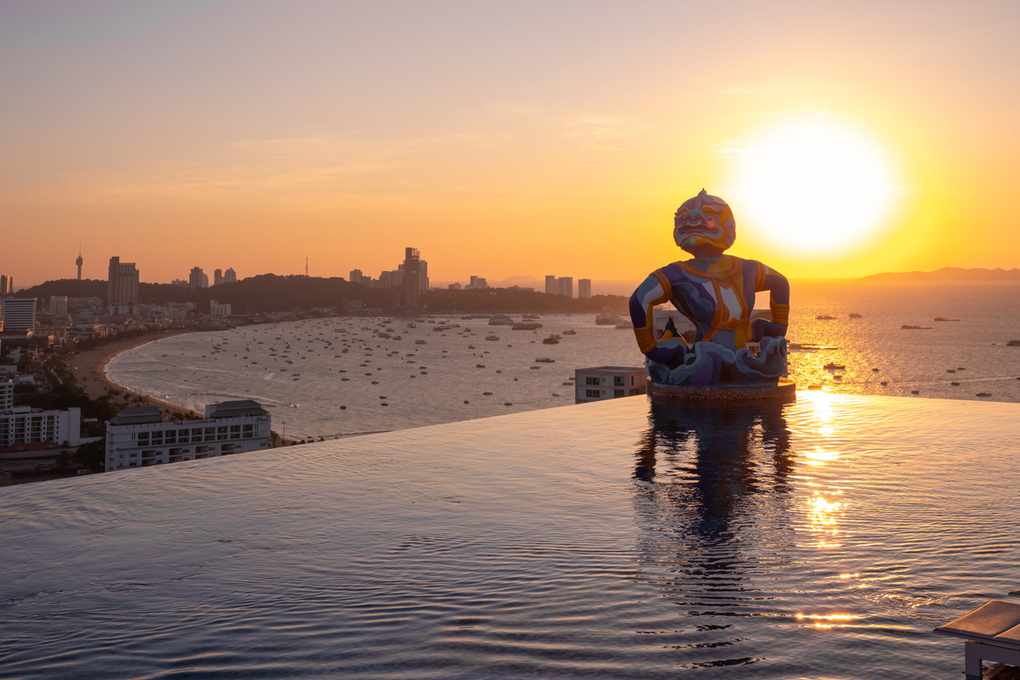 Siam@Siam or Westgate River Ranch Resort? Here's What Each Does Best
