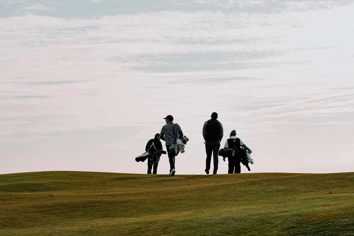 True Linkswear: Elevate Your Game with Style and Comfort