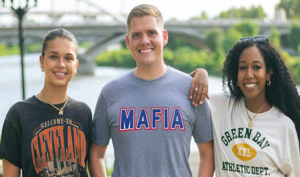 Choosing Between Where I'm From and Its Key Competitors